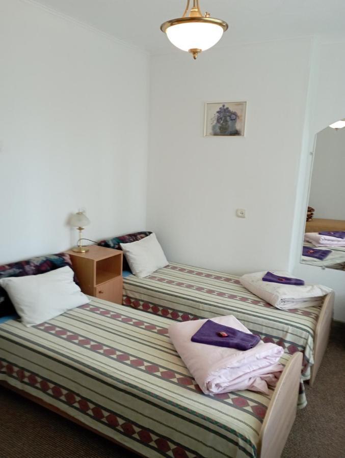Privatviesnica Zvaigzne Hotel Jurmala Bagian luar foto