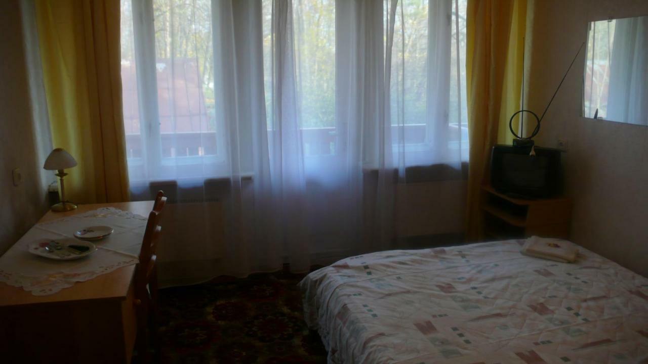 Privatviesnica Zvaigzne Hotel Jurmala Bagian luar foto